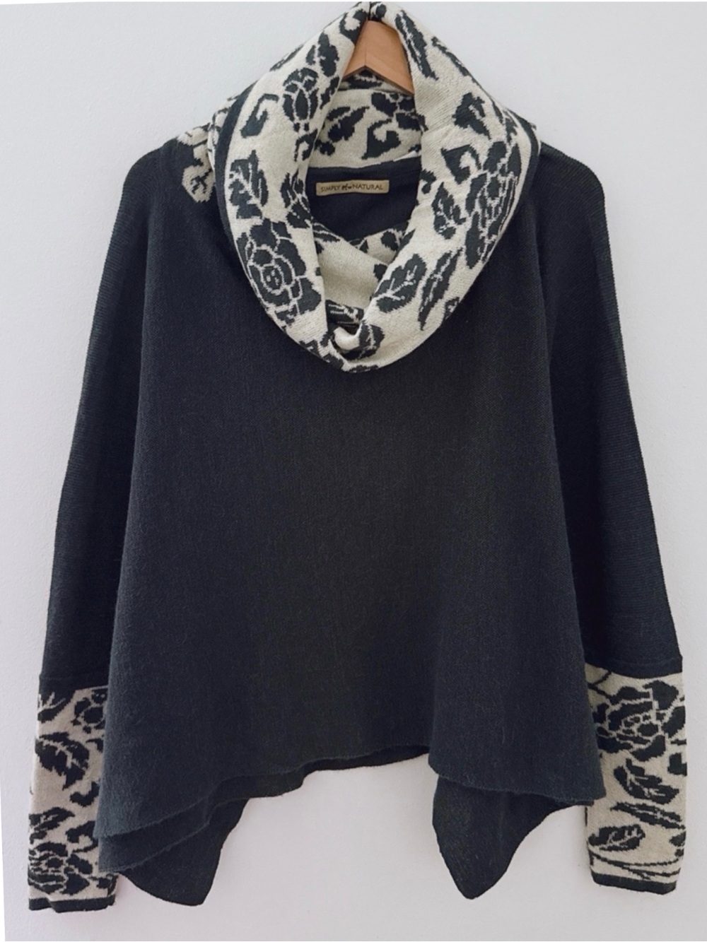 Simply Natural 100% Baby Alpaca Sweater Bohemian Relaxed Fit Cowl Neck Hood Gray